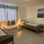 Apartment Stayhere24 Grosse Monteur- Und Mit 3 Schlafzimmern