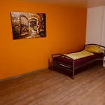 Stayhere24 Grosse Monteur- Und Mit 3 Schlafzimmern * Schkeuditz
