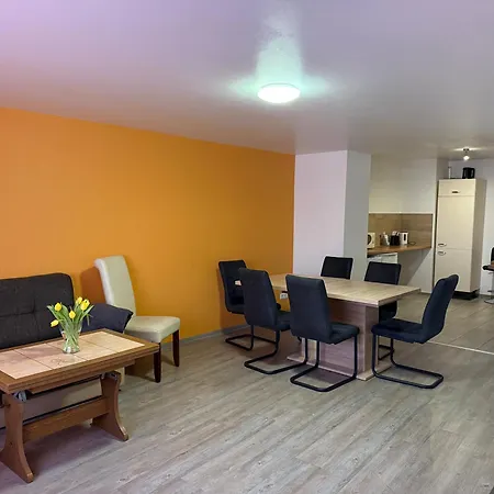 Stayhere24 Grosse Monteur- Und Mit 3 Schlafzimmern Apartamento Schkeuditz