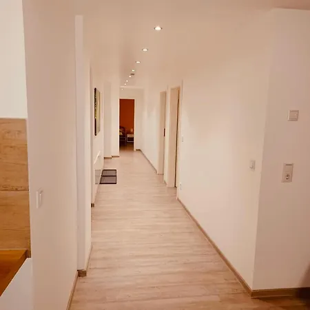 Apartment Stayhere24 Grosse Monteur- Und Mit 3 Schlafzimmern Schkeuditz
