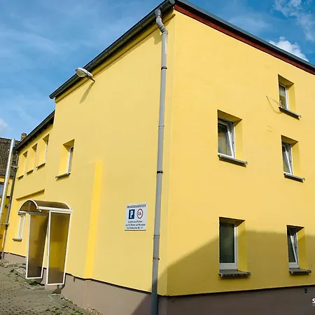 Stayhere24 Grosse Monteur- Und Mit 3 Schlafzimmern *