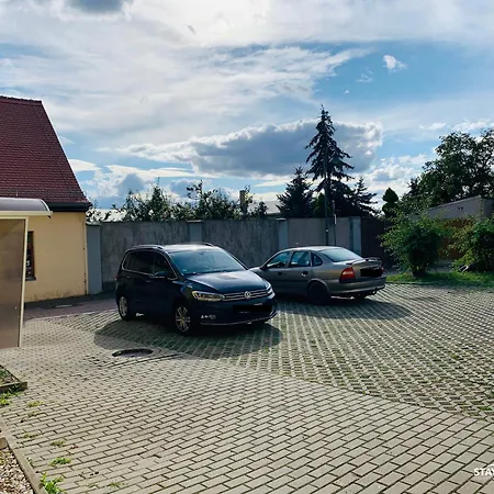Apartamento Stayhere24 Grosse Monteur- Und Mit 3 Schlafzimmern