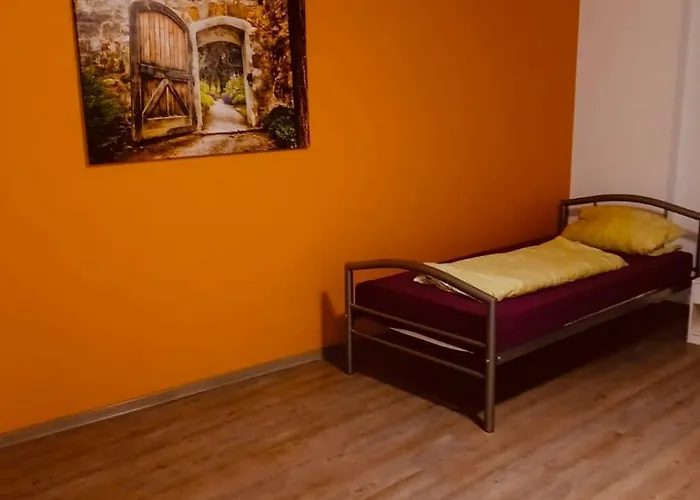 Stayhere24 Grosse Monteur- Und Mit 3 Schlafzimmern * Schkeuditz
